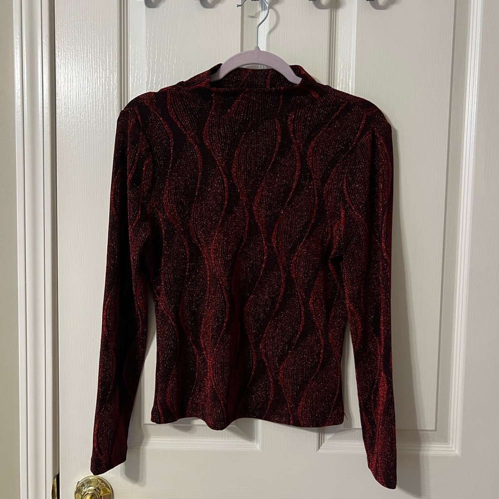 Kathy Ireland Shimmery Turtleneck
